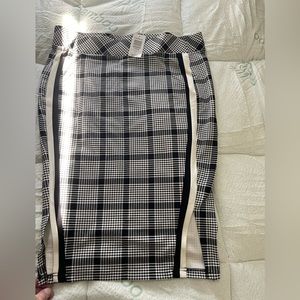 Torrid size 1 plaid pencil skirt with small slits and edgy stripes!!